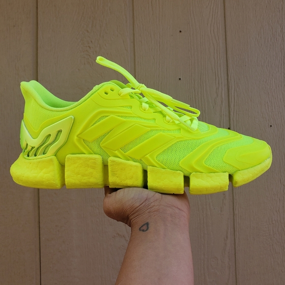 adidas men's CLIMACOOL VENTO running shoes sneakers Solar Yellow Unisex - Picture 3 of 16
